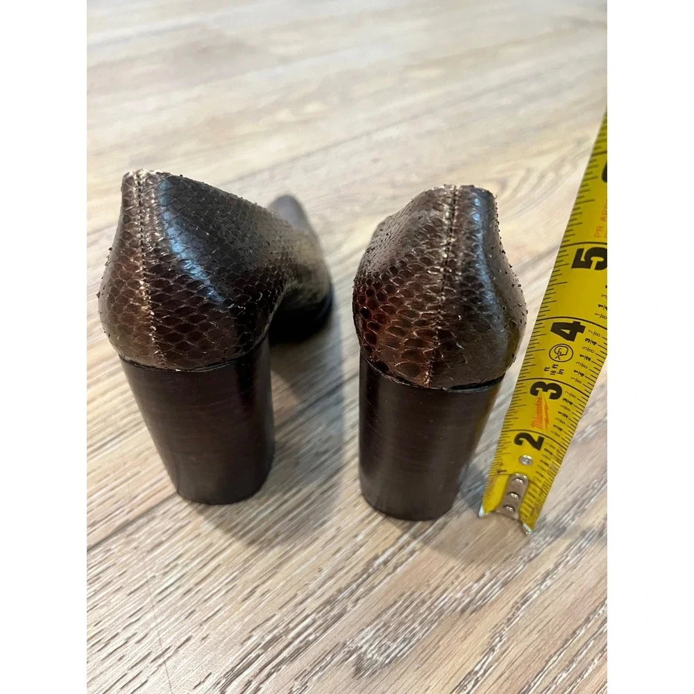 Via Spiga Collezione Bronze Snakeskin Pointed Toe Block Heel Pumps Size 9M Italy
